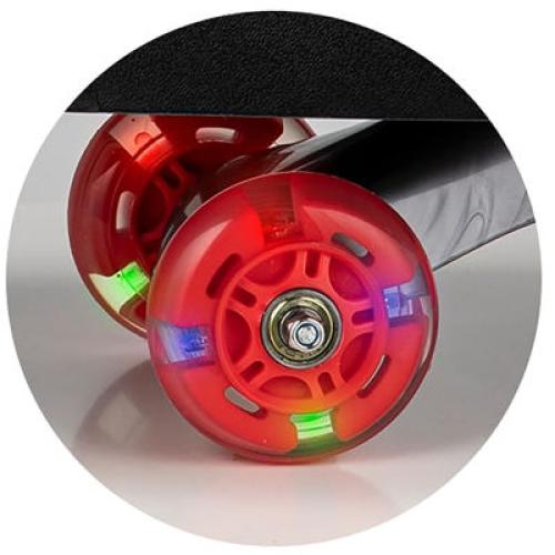 Everest Toys Ride-On Car