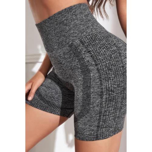 Seamless Scrunch Yoga Shorts size M