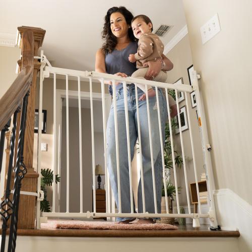 Ingenuity Stairway   46W Series Baby Gate