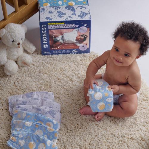 The Honest Company Size 6 Overnight Cozy Cloud and Star Signs Diapers