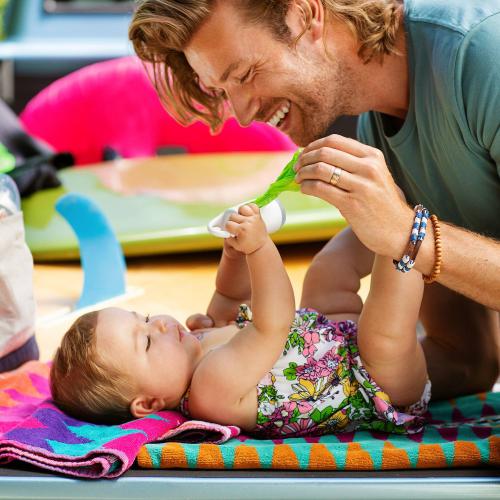 Munchkin Arm & Hammer™ Change & Toss Diaper Bag Dispenser