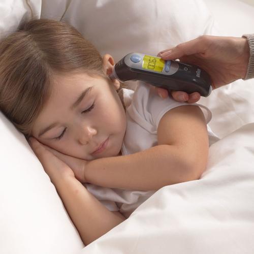 Neutral Braun ThermoScan 7 Ear Thermometer