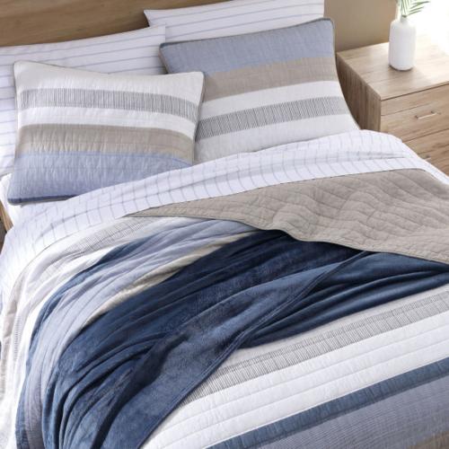 Size twin Color Grey Nautica Galewood Beige Quilt Set