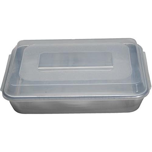 Nordic Ware 46603 9 X 13 Cake Pan with Lid, Silver