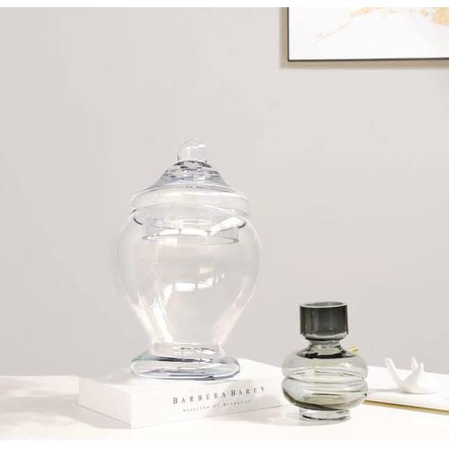 Glass Apothecary Jars 45 Ounce Decorative Candy Cookie Jars ，Clear Elegant Storage Jar with lids Canisters Sets for the Kitchen Wedding Home Centerpiece Candy Buffet Set of 2