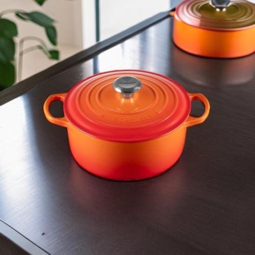 Le Creuset Enameled Cast Iron Signature Round Dutch Oven, 4.5 qt., Caribbean