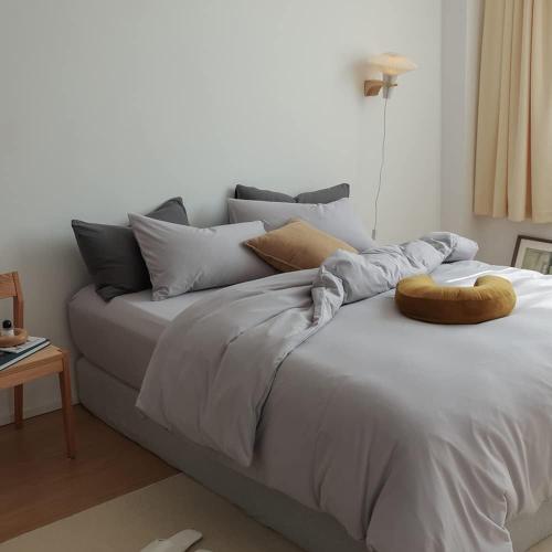 CLOTHKNOW Grey Full Size Comforter Sets Gray Silver Bedding Comforter Sets Light Grey Bedding Sets Soft Comforter with 2 x Pillow Cases