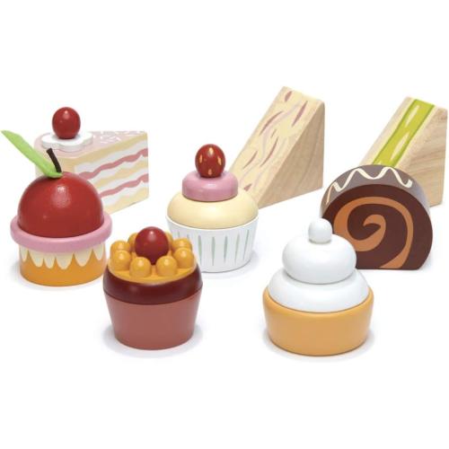 Tender Leaf Toys - Mini Chef Birdie Afternoon Tea Stand – Realistic English Sandwich, Cake and Pastry Tower for Pretend Play High-Tea Party - Social, Creative, and Imaginative Role Play - Age 3