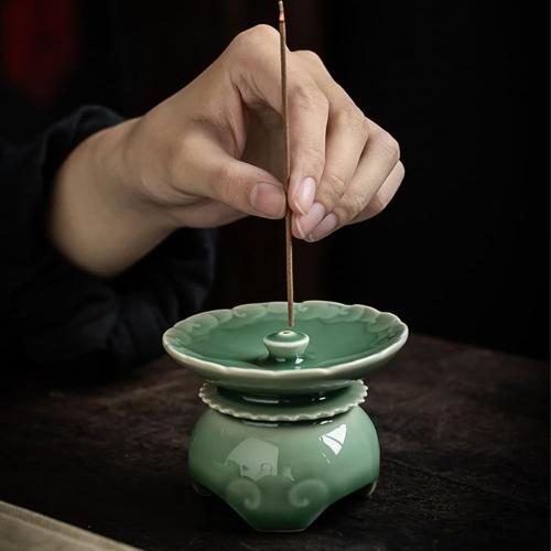 WAYUTO Celadon Incense Sticks Holder Chinese Style Incense Burner Handmade Incense Burner with Incense Ash Tray Auspicious Clouds Zen Decor Porcelain Three Legs Incense Holder for Medication Yoga