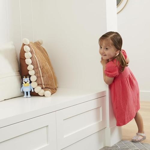 Bluey Game Hide and Seek Figure, Articulated, Musical Kids Figurines with Dance Mode, Interactive Play Toddler Figurine Toys for Ages 3