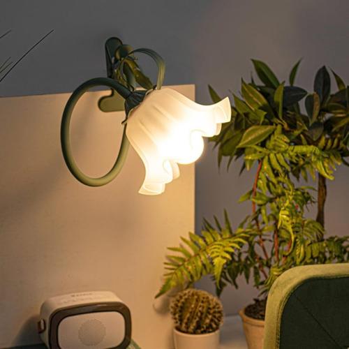 Flower Clip Table lamp, Country Style Study Desk lamp, Bedroom Bedside Clip Table lamp, Pink*** Flower-Decorated Night Light