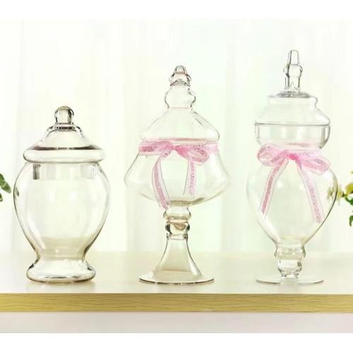 Glass Apothecary Jars 45 Ounce Decorative Candy Cookie Jars ，Clear Elegant Storage Jar with lids Canisters Sets for the Kitchen Wedding Home Centerpiece Candy Buffet Set of 2