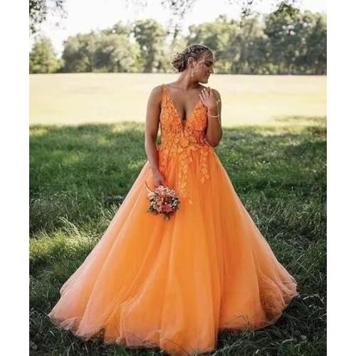 Size M ...Laces Appliques Tulle Prom Dresses V-Neck Beaded Ball Gown Formal Evening Gowns Sleeveless Quinceanera Dress