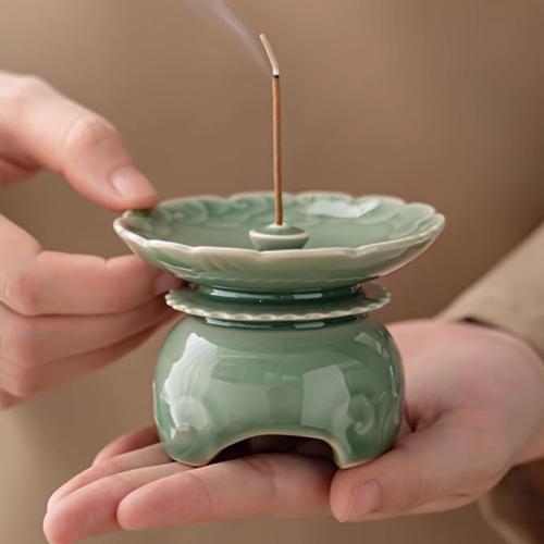 WAYUTO Celadon Incense Sticks Holder Chinese Style Incense Burner Handmade Incense Burner with Incense Ash Tray Auspicious Clouds Zen Decor Porcelain Three Legs Incense Holder for Medication Yoga