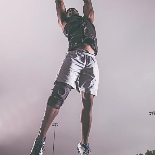 DonJoy Performance Bionic Knee Brace – Hinged, Adjustable Patella Support, Lateral/Medial Ligament (ACL, MCL, LCL), Meniscus, Knee Sprains
