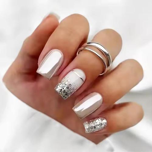 LYS Luxury Silver Press-On Nails.