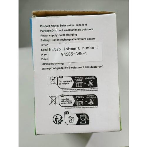 1 Pack Ultrasonic Cat Repellent Outdoor for Yard, Waterproof Skunks Deterrent with Motion Sensor, Solar Animal Repeller Effective Deterrent Dogs,Raccoons,Deer,Squirrels