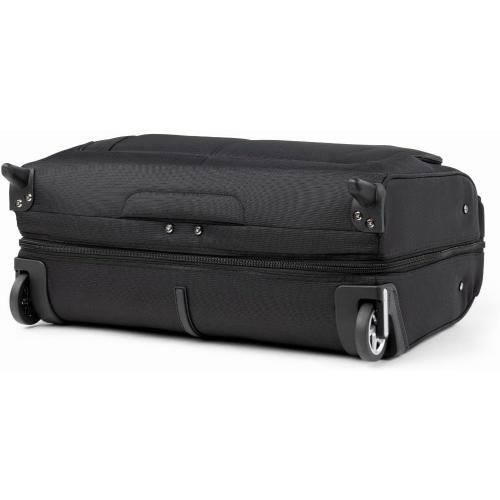 Travelpro Maxlite 5 Softside Lightweight Carry-On Upright 2 Wheel Rolling Garment Bag, Men and Women, Black, 22-Inch