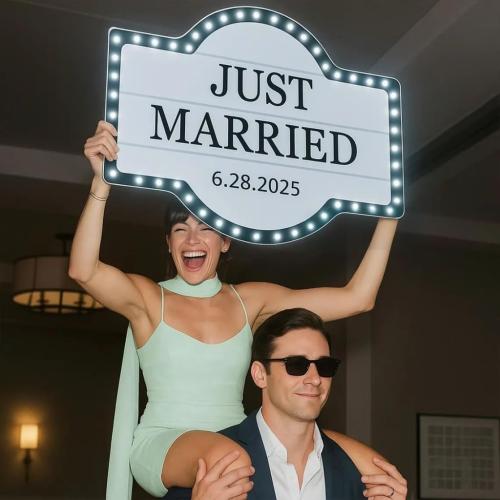 Custom Wedding LED Bottle Service Sign, Large Personalized Wedding Reception Light Up Marquee Signs, Customized Waterproof Marquee Bottle Service Lights for Nightclub Bar Birthday Party, Battery Case