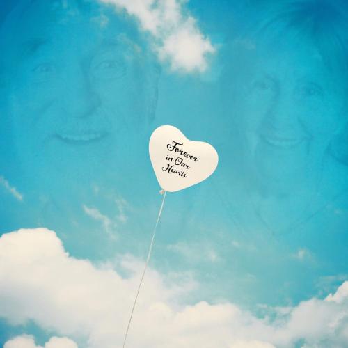 Sumind 60 Pieces Memorial Balloons Funeral Hearts Shape, White