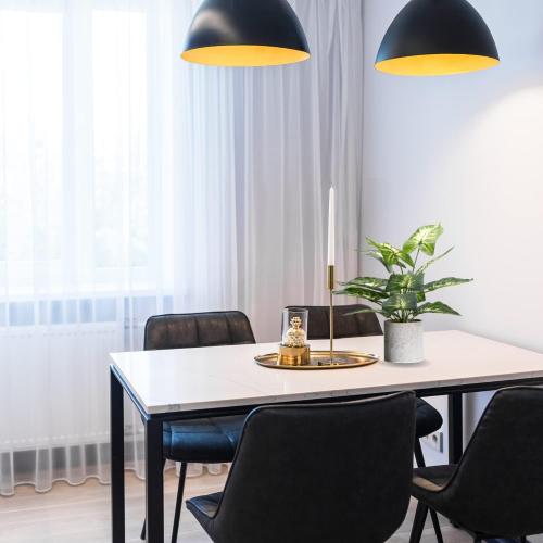 Velener 1Pc Faux Plant Indoor in Plant Pot 16- House Plant for Farmhouse Kitchen Decor Living Room Accessories Home Office Cubicle Bookshelf Guest Room Balcony Bathroom Rustic Green Room Floor Table