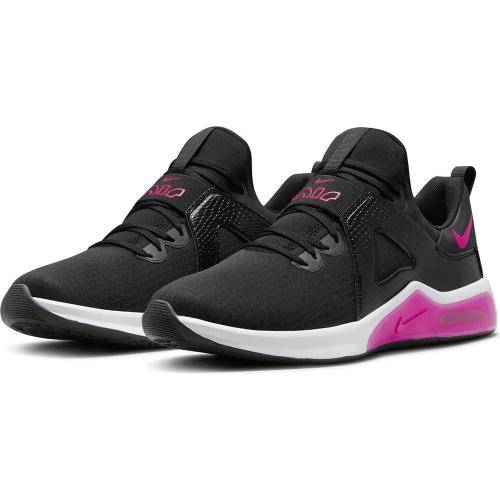 Size 5.5 Color Black White and Pink Nike Women's Gymnastics Shoes Sneaker