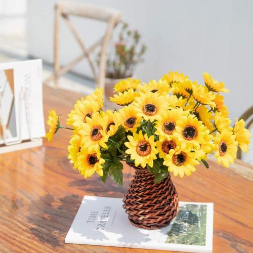 Velener Artificial Silk Sunflower with Rattan Vase Daisy Arrangement, 6 Bunches, 42 Flowers & Stems, Sunflower Bouquet, Handmade Willow, Fake Flowers in Vase for Home Decor, Fall Autumn Decoration