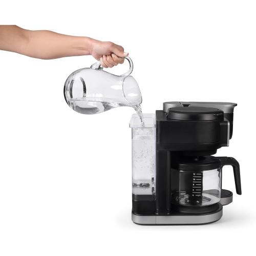 Keurig K-Duo Hot & Iced Single Serve & Carafe Coffee Maker – MultiStream Technology, 72oz Reservoir, Ideal for Holiday Hosting & Gift Giving (Gen 2)