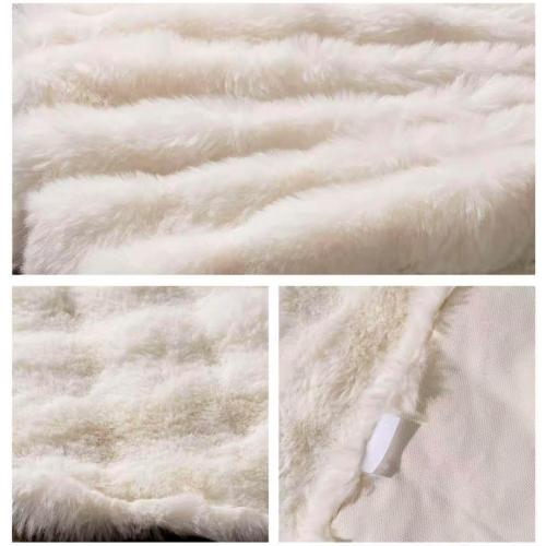 Christmas Tree Skirt 34 Inch Small, Farmhouse Faux Fur Tree Skirt for Christmas Decorations, Rustic Soft and Thin Plush Plain Xmas Tree Cover Mat Fluffy for Holiday Decoration, Ivory White