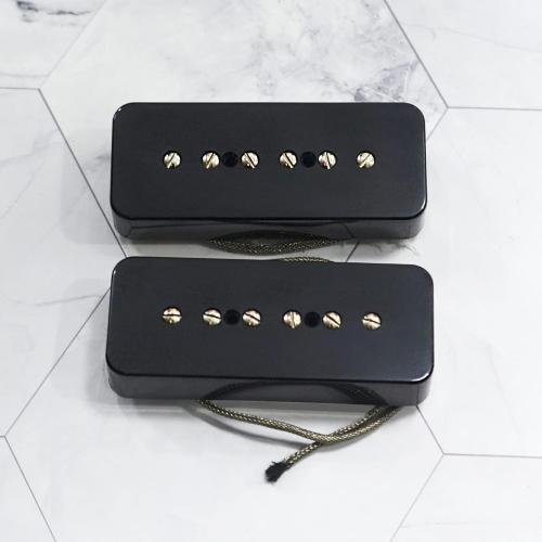 SAPHUE 2pcs Vintage Alnico 5 Soapbar P-90 Guitar Pickup Neck or Bridge Pickup Guitar Accessories(LP P90 Guitar)