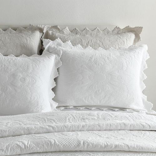 Cotton Quilt Bedding Set Reversible Lightweight Coverlet for All Seasons, 3 Pieces Embossed Floral Solid White Bedspread with Ruffled Edge, King Size
