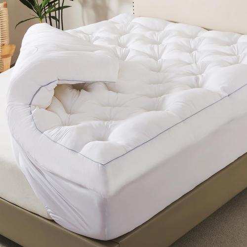 WhatsBedding 5 Inch Memory Foam Mattress Topper (Queen, 60x80),Deep Pocket | 2000GSM Fluffy Shredded Memory Foam Filled, Extra Soft Pillow Top for Back Pain Relief, Thick & Supportive Bed Topper