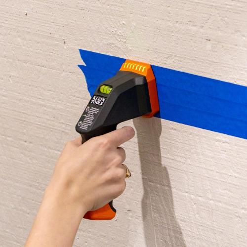 Klein Tools ESF100 Electronic Stud Finder and Wall Scanner with Bubble Level, for Wood and Metal Studs, Bright Green LEDs, Batteries Included