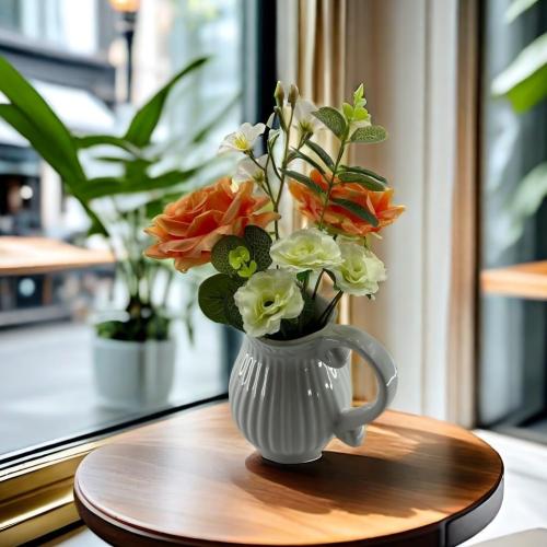 100 Pcs Mini White Roses Artificial Flowers Bulk, 1.9 Small Silk Fake Roses Flower Heads for Decoration, Wedding Centerpieces Bridal Shower Party Home Decor,DIY Crafts (Ivory White)