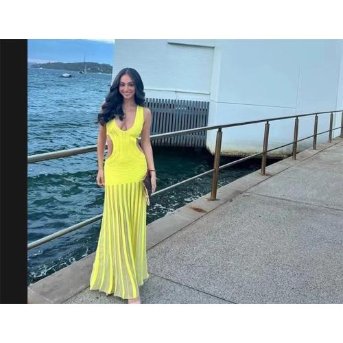 Women Slim Fit Sleeveless Knitted Vest, Pleated Skirt, Gentle Temperament Fake Long Skirt