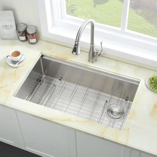 33 Inch Undermount Kitchen Sink, 33x19 Single Bowl Workstation 16 Gauge Stainless Steel Undermount Kitchen Sink with Offset Drain