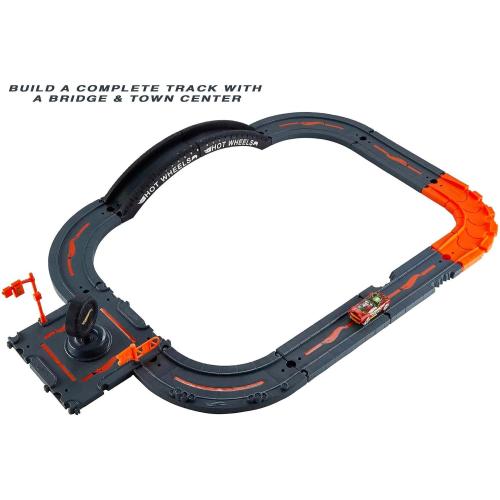 Hot Wheels City Track Pack, 10 Piece Set Includes Track Base & Various Track Pieces to Build a Cityscape, with 1 Hot Wheels Car, Connects to Other Sets, Gift for Kids 4 Years & Up