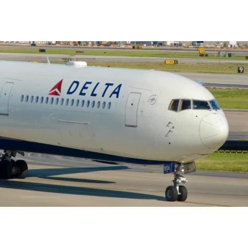 1:400 Scale Model Airplane American Airlines Delta B747 Plane Model Metal Plane Die-cast Alloy Airplanes for Gift and Collection (Delta 747)