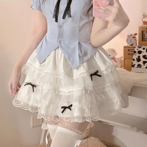 Harajuku Lolita Kawaii Casual Style Elastic Waist Cute Black Bows with Lace Hem Trim White Pleated Tiered Skirt size small