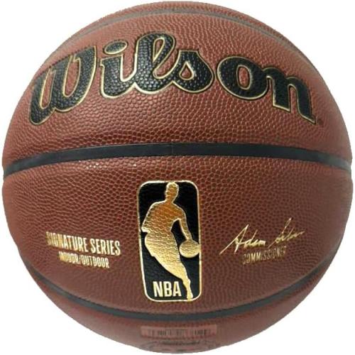 WILSON Signature Series NBA Gold Trophy Indoor/Outdoor Basketball (Size 7)
