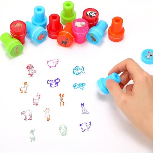 Animal Stamps for Kids, 26Pcs Self Inking Stamps Party Favors Zoo Farm Stampers Birthday Gift Party Supplies Goodie Bag Prizes Classroom Rewards Filler Arts and Crafts for Kids
