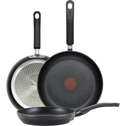 T-Fal 3 Piece fry pan set NEEDS CLEANING