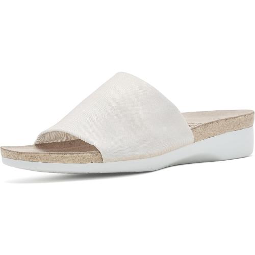 Munro Women's Casita, Gold, 6.5, Narrow