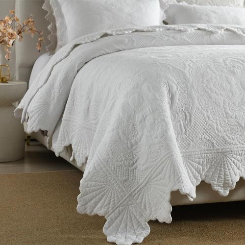 Cotton Quilt Bedding Set Reversible Lightweight Coverlet for All Seasons, 3 Pieces Embossed Floral Solid White Bedspread with Ruffled Edge, King Size
