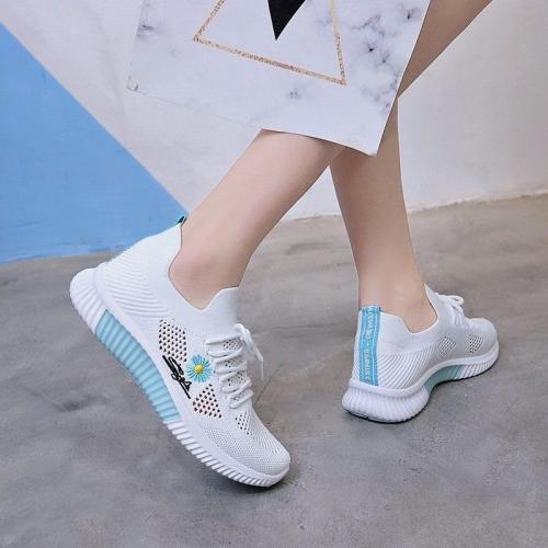 EkOkim Lightweight Soft Bottom Non-Slip Sports Casual Shoes Women's Hollow Fly Woven Summer Breathable Mesh Shoes (Color : Blue, Size : 38