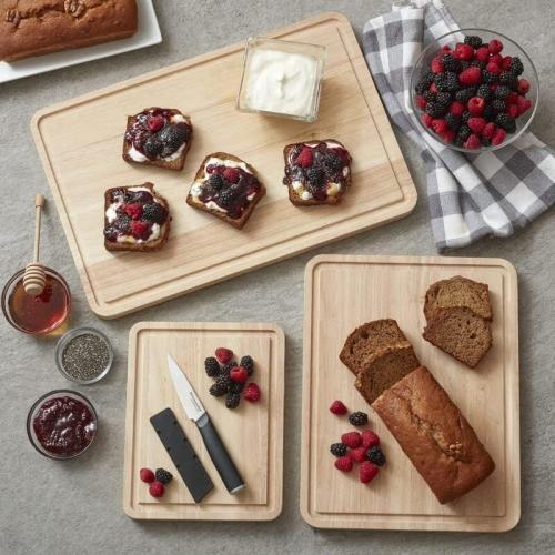 KitchenAid Classic Rubberwood Cutting Board with Perimeter Trench, Extra-Large Reversible Chopping Board, 12-inch x 18-inch, Natural‼️used item has scratches ‼️