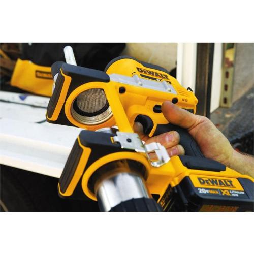 DEWALT Grease Gun 20V MAX, Cordless, 42” Long Hose, 10,000 PSI, Variable Speed Triggers, Tool Only (DCGG571B)