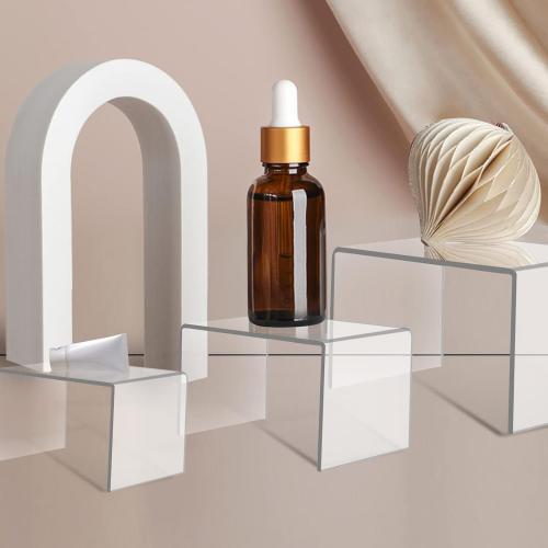 Ouskr 6 Pcs Acrylic Risers for Display, Acrylic Display Riser, Clear Display Stands for Shelf Dessert Cupcake Candy Food Tabletop Collectibles Product Bar Action Figure Jewelry Showcase