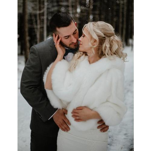 BEAUZSUZSANA Women Faux Fur Shawls Wraps Bridal Fur Stoles Cloak Coat Fur Trimmed Cape Poncho for Party Wedding Bridal