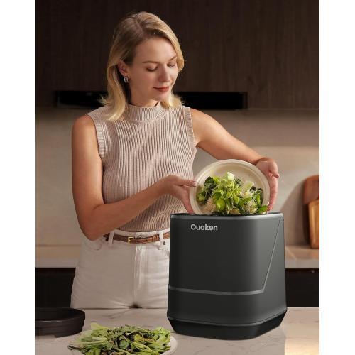 Electric Composter for Kitchen - 4L Smart Countertop Compost Bin Turn Kitchen Waste into Fertilizer Compost Maker, Odorless, Low Noise, Auto-Clean, 2025 New Home Food composting Machine, Black